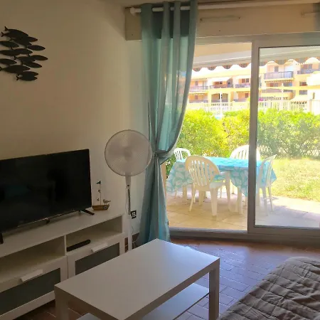 Le Jardin D'ys Apartment *